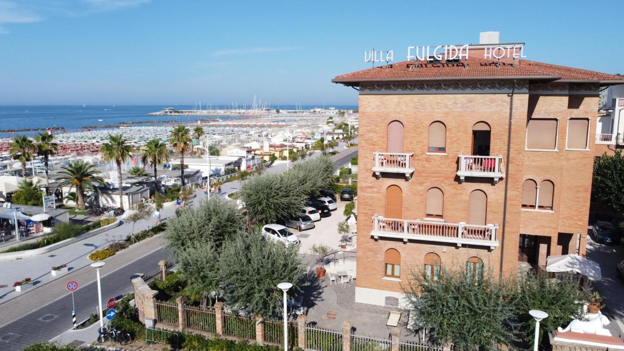 Fulgida Hotel 3*